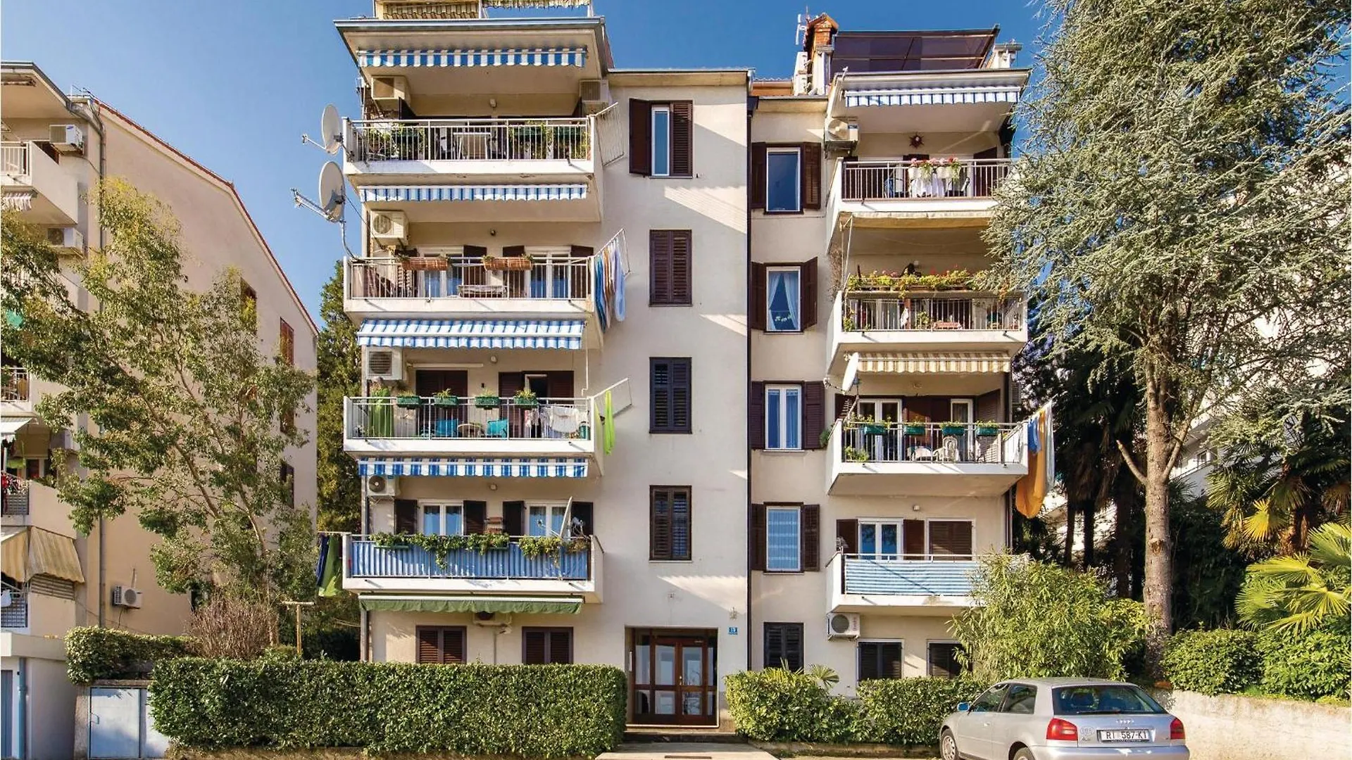 Nice Apartment In Lovran With House Sea View